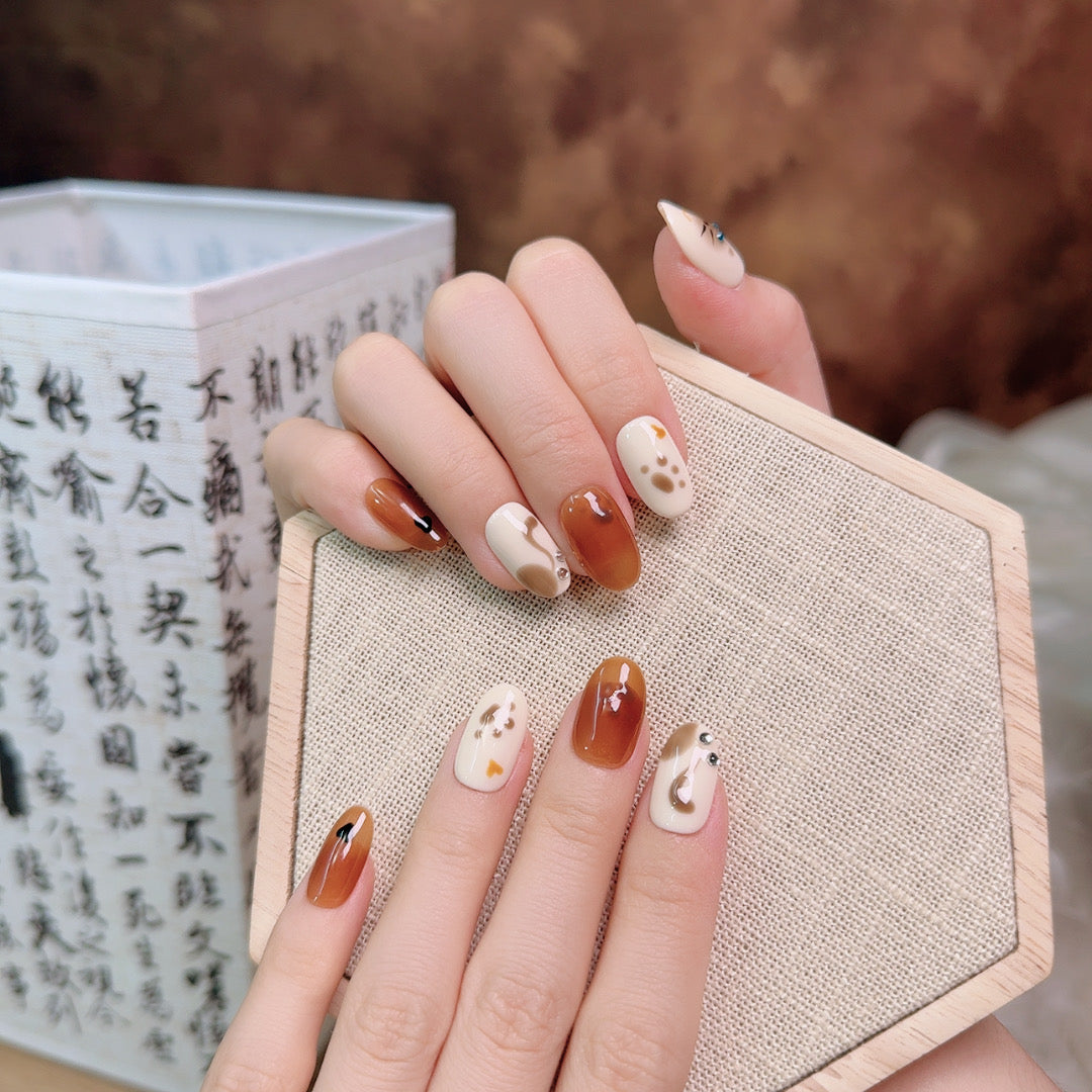 Blue-Eyed Muse – Handmade Press-On Nails | Detachable and Reusable | Free Tool Kit Included