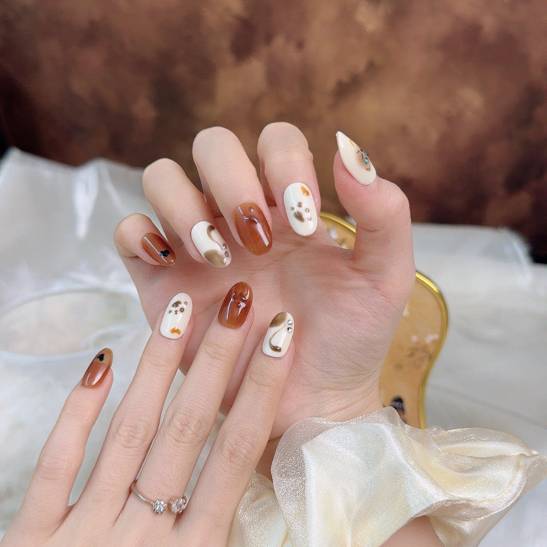 Blue-Eyed Muse – Handmade Press-On Nails | Detachable and Reusable | Free Tool Kit Included