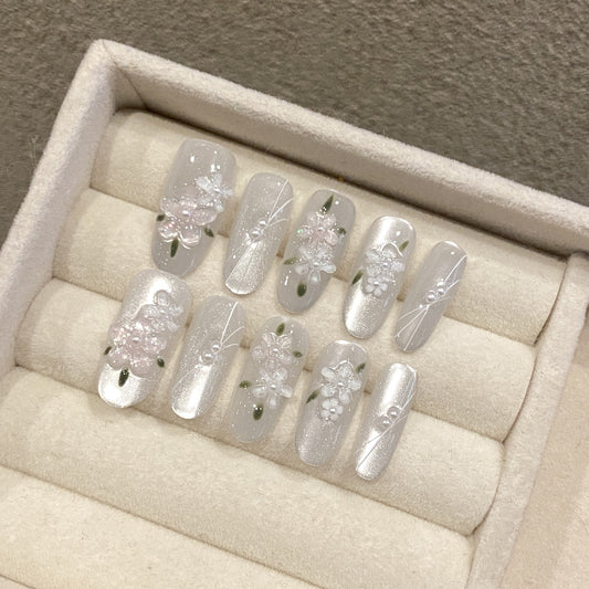 Medium Oval Light Silver Cat Eye with Embossed Small Flowers & Gardenia Green Tea Handmade Press-On Nails | Removable and Reusable | Free Tool Kit Included