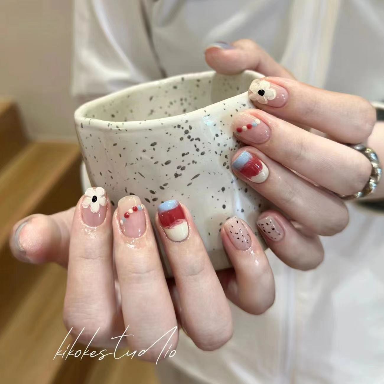 Short Square Hand-Painted Flower Design Handmade Press-On Nails | Removable & Reusable | Free Tool Kit Included