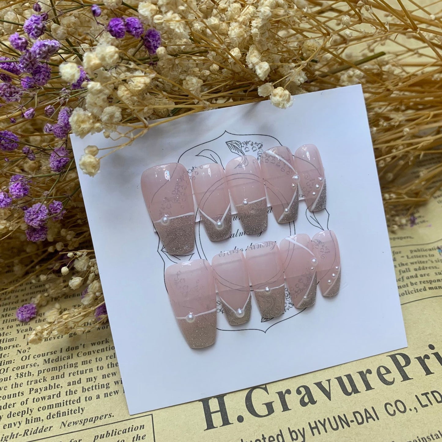 Minimalist lines French light pink nude handmade press-on nails | Detachable and reusable | Free toolkit included