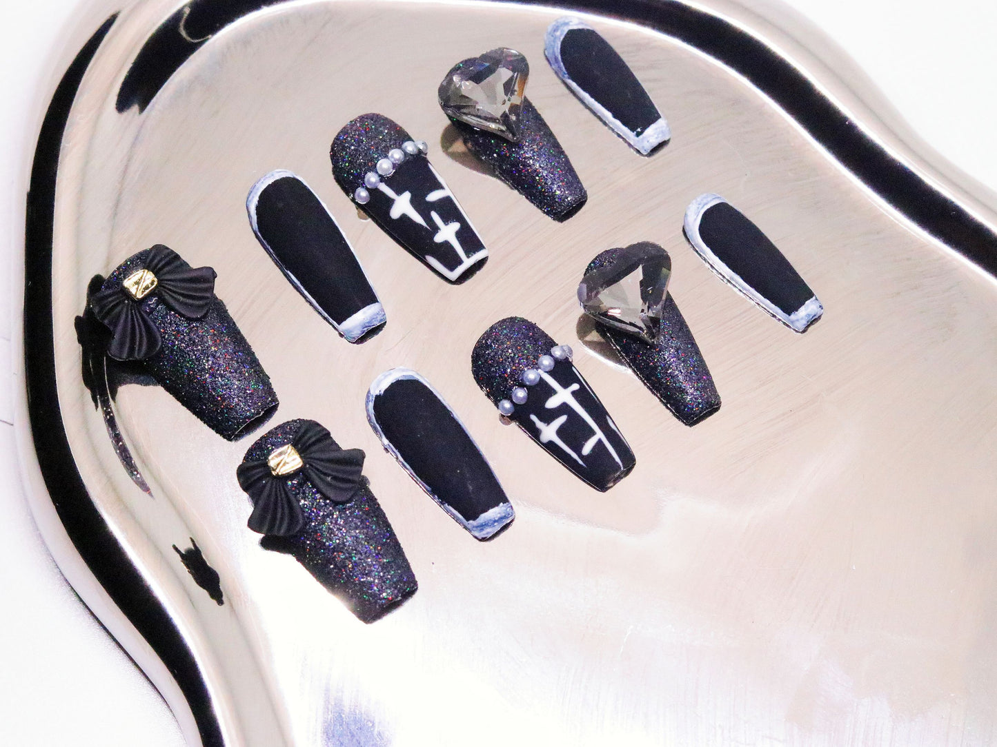 Black Heart Diamond Bow Press On Nails| Perfect for the Elegant and Sophisticated Woman&Girl|Free Tool Kit Set Included