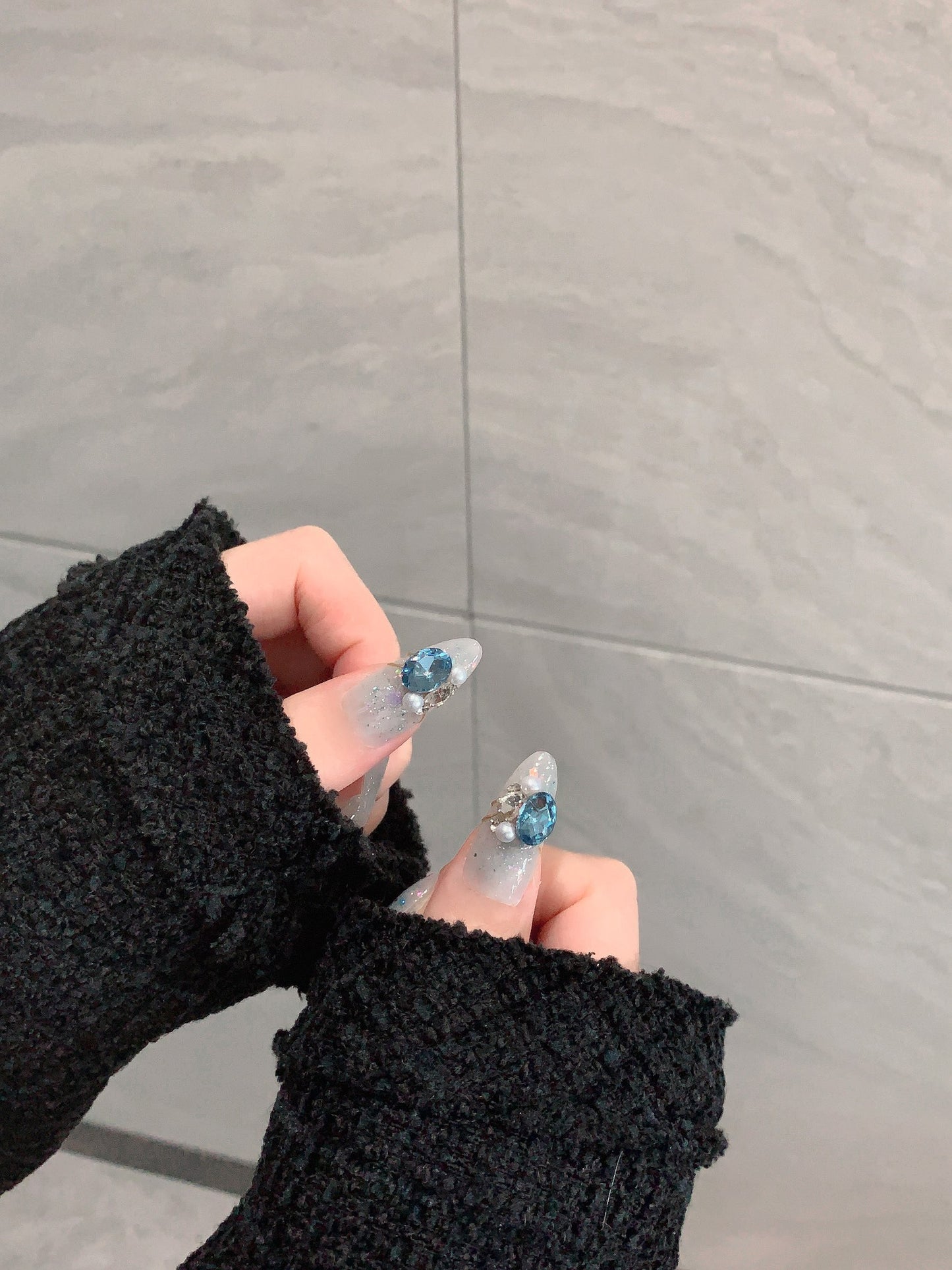 Clear Blue Diamonds & Pearls Combination | Gentle Yet Imposing Handmade Press On Nails|Free Tool Kit Set Included