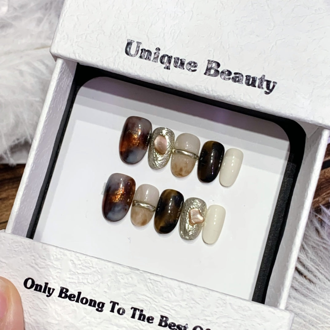 Medium Oval Elegant Autumn Gradient Handmade Press-On Nails | Removable & Reusable | Free Tool Kit Included