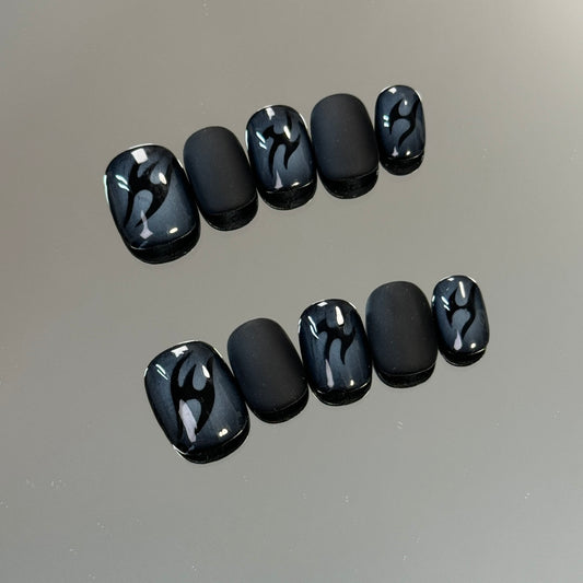 Bewitching in Black| Handmade Press-On Nails