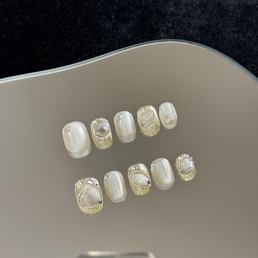 Ultra Short Square-Round Glass Bead Cat Eye & Bucciarati Handmade Press-On Nails | Removable & Reusable | Free Tool Kit Included