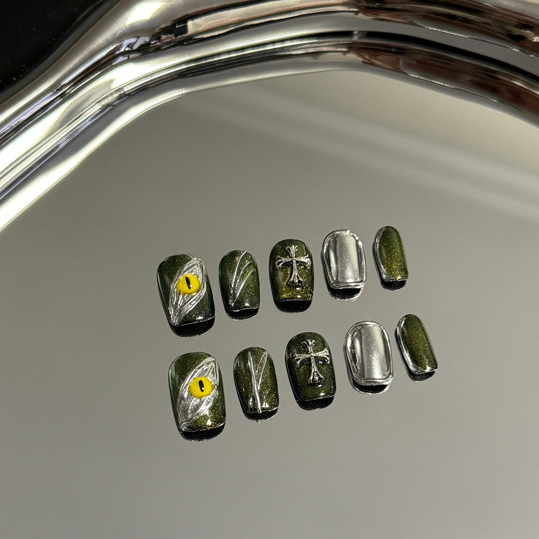 Phantom Frights: Ghostly Tales for Halloween| Handmade Press-On Nails