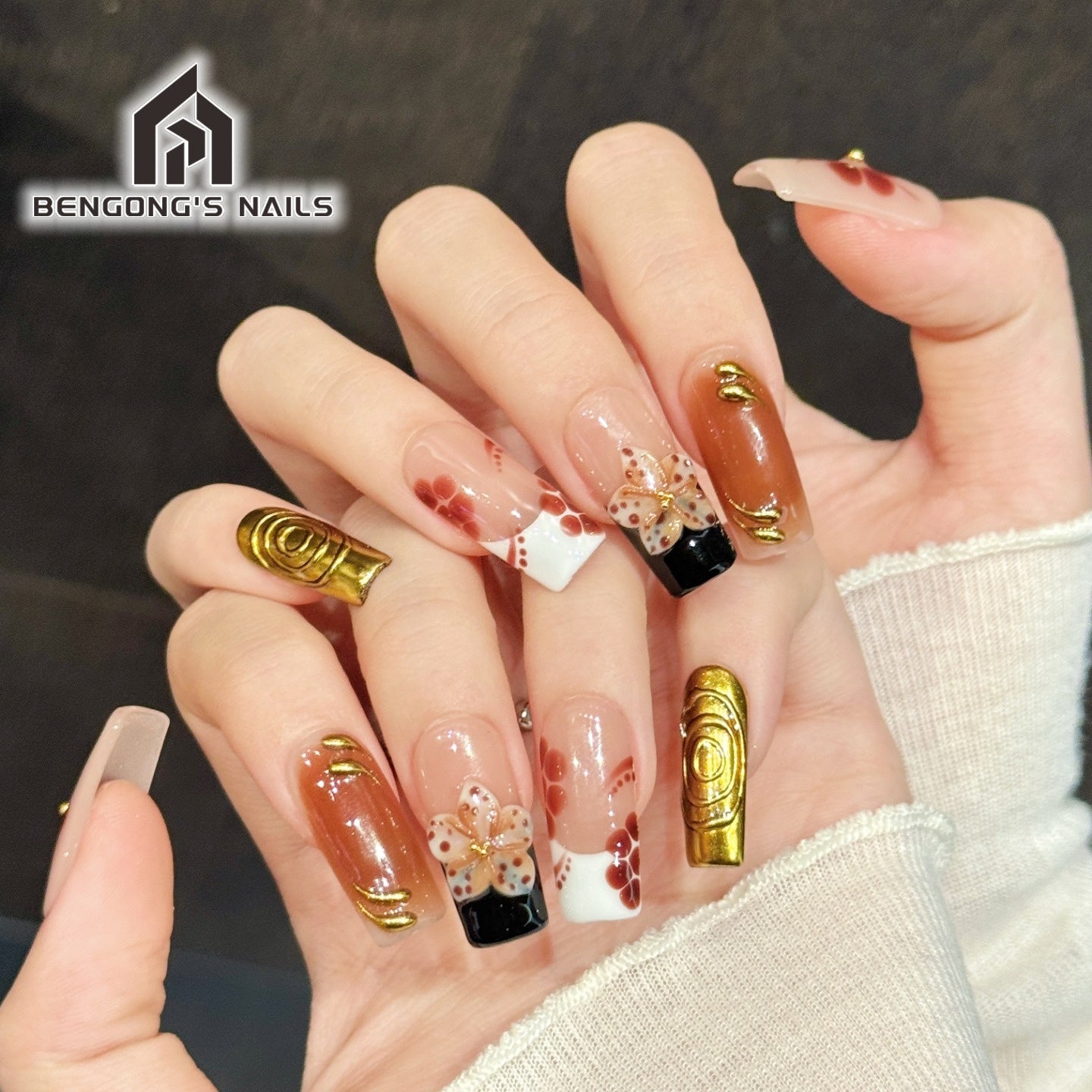 Caramel Floral Enamel-Inspired Handmade Press-On Nails |  Medium Square | Removable and Reusable | Free Tool Kit Included