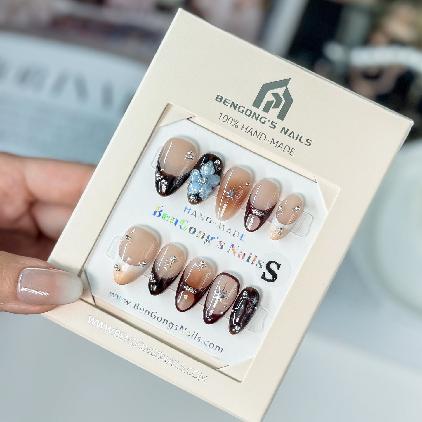 2 Shapes | Caramel Blossom | Handmade Press-On Nails | Removable and Reusable | Free Tool Kit Included