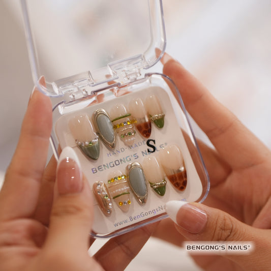 Rich Girl – Olive Luxe | Meduim Almond | Handmade Press-On Nails | Removable and Reusable | Free Tool Kit Included
