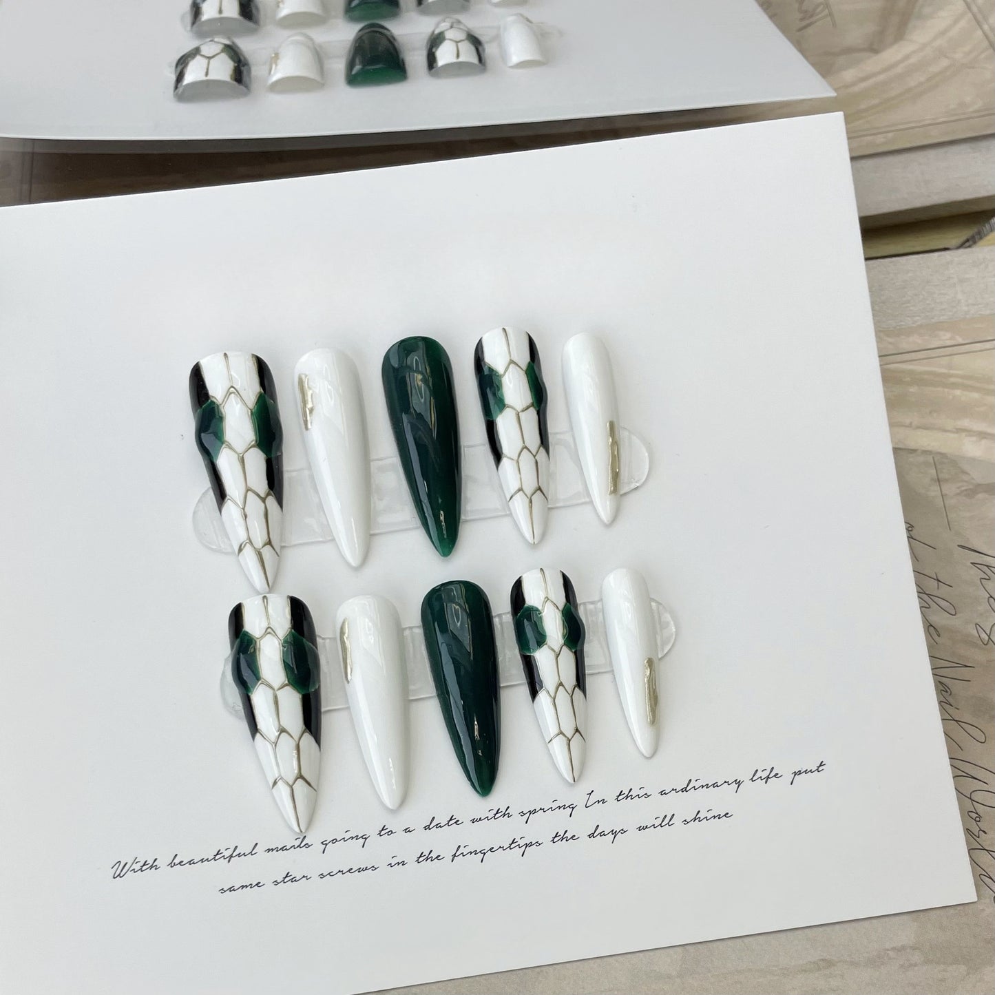 Dark Green Snake Head Press On Nails|Resuable Premium Handmade Nails|Free Tool Kit Set Included