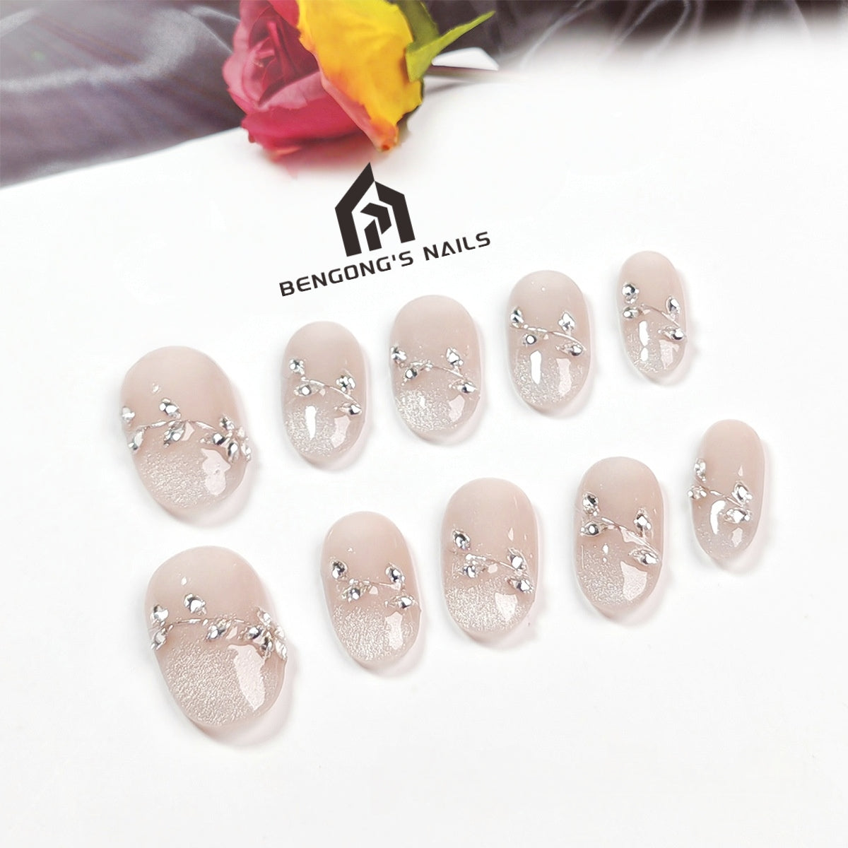 Short Oval White Cat Eye Gradient Handmade Press-On Nails – Handcrafted with Silver Branch Accents | Removable and Reusable | Free Tool Kit Included