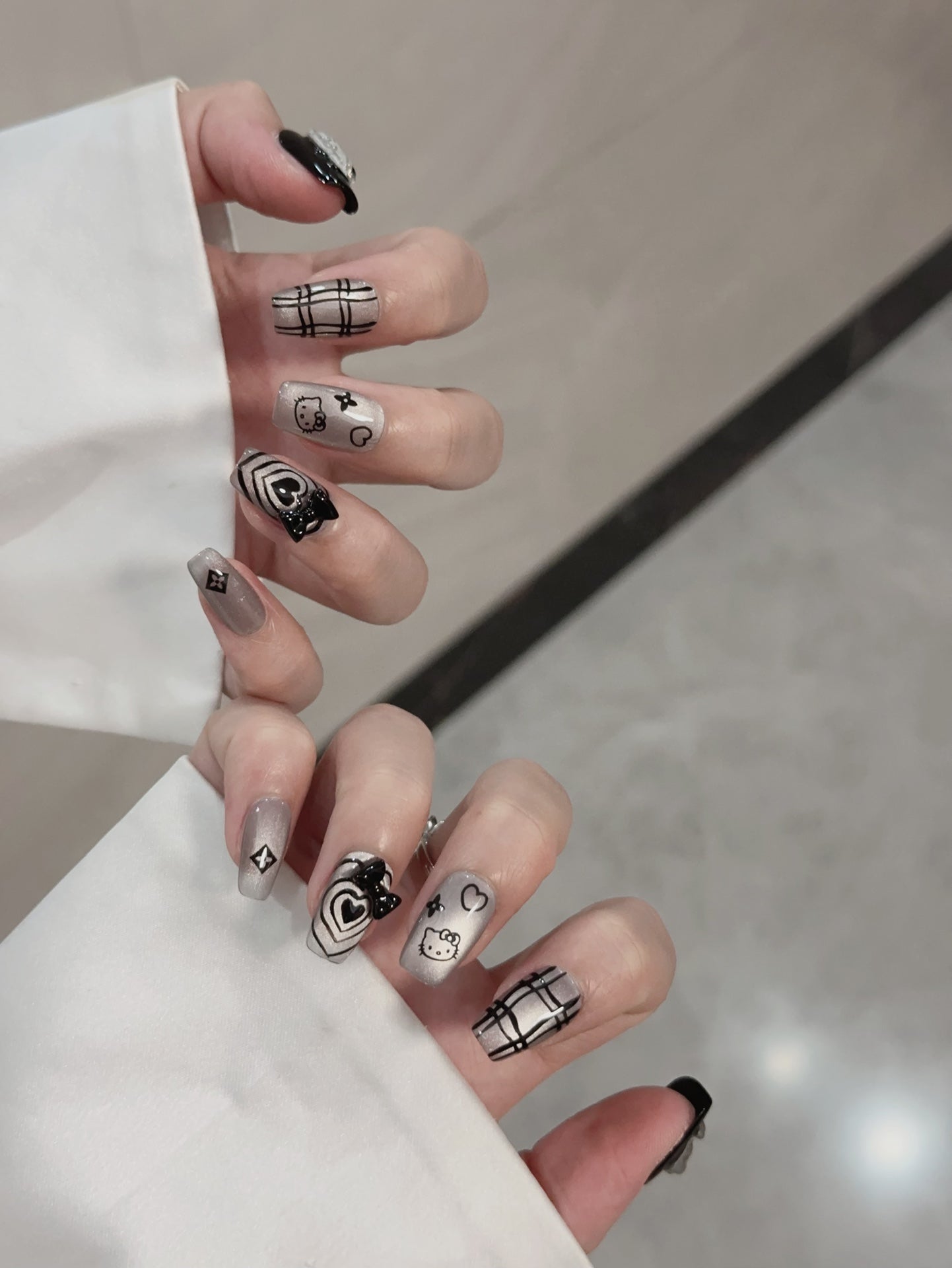 Dark  Kitty