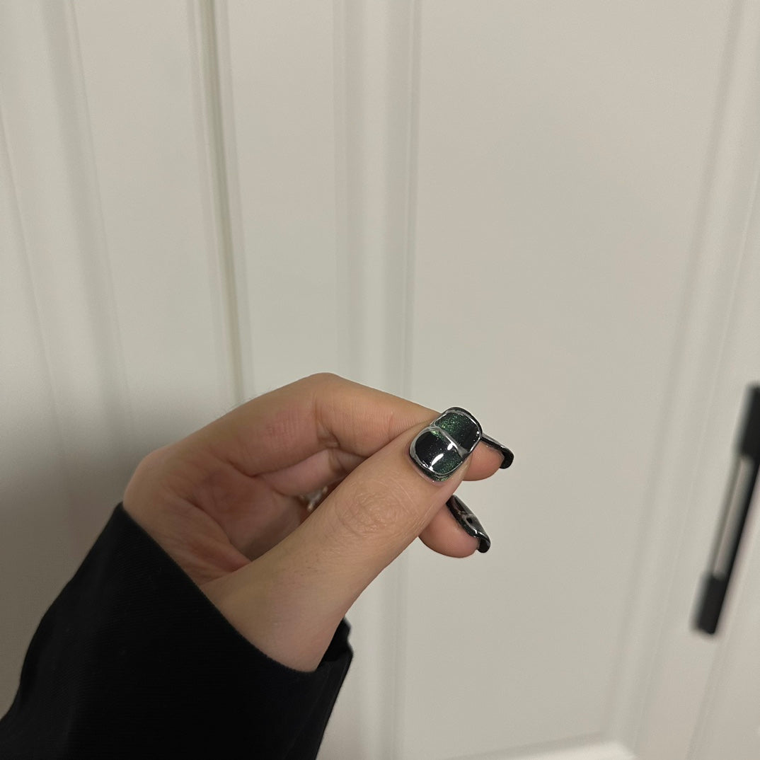 Ultra-Short Green Metallic Finish & Festive Deep Green Nails | Removable & Reusable with Free Tool Kit